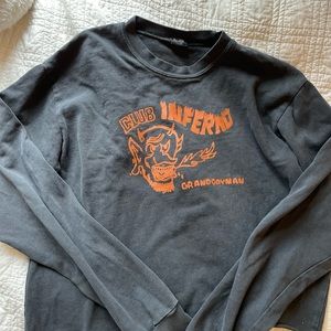 Brandy Melville Light Crewneck